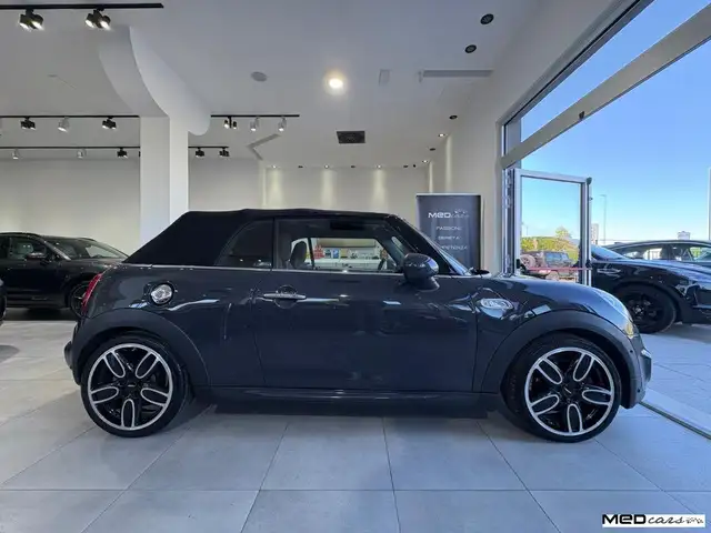 MINI Cooper S Cabrio JCW