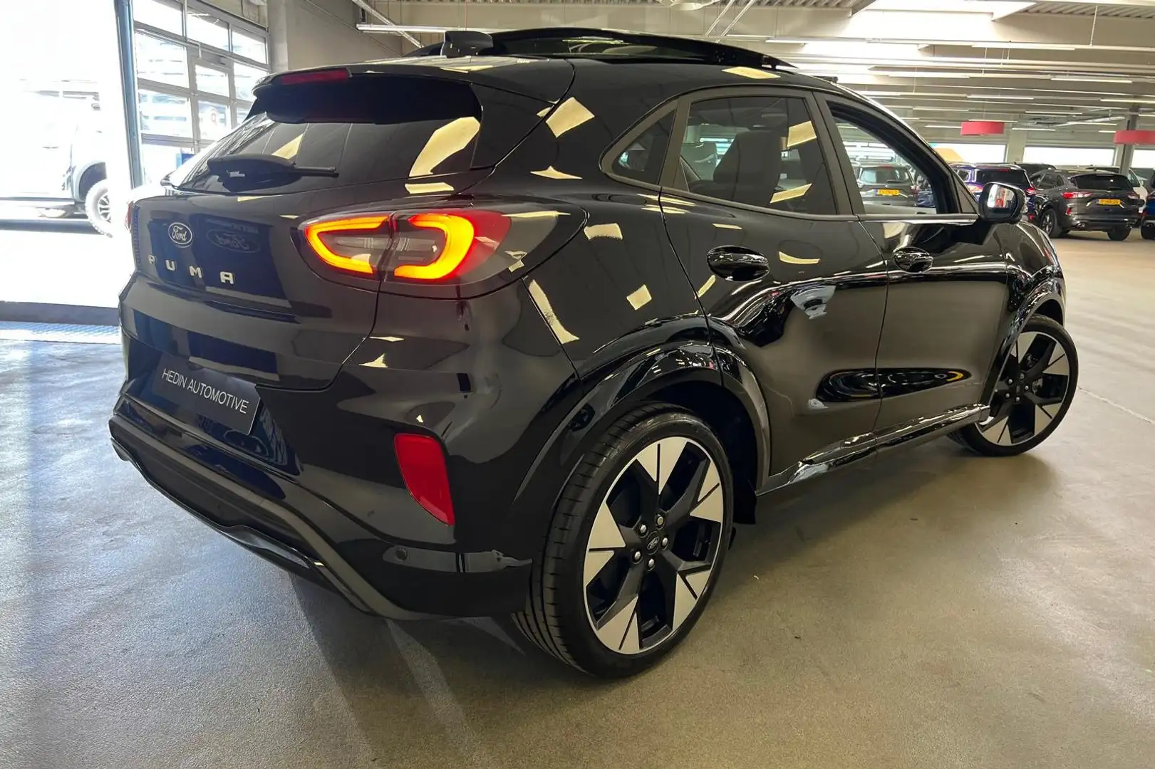 Ford Puma Gen-E Premium 44 kWh | €3.000,- voordeel | Voorraa Zwart - 2