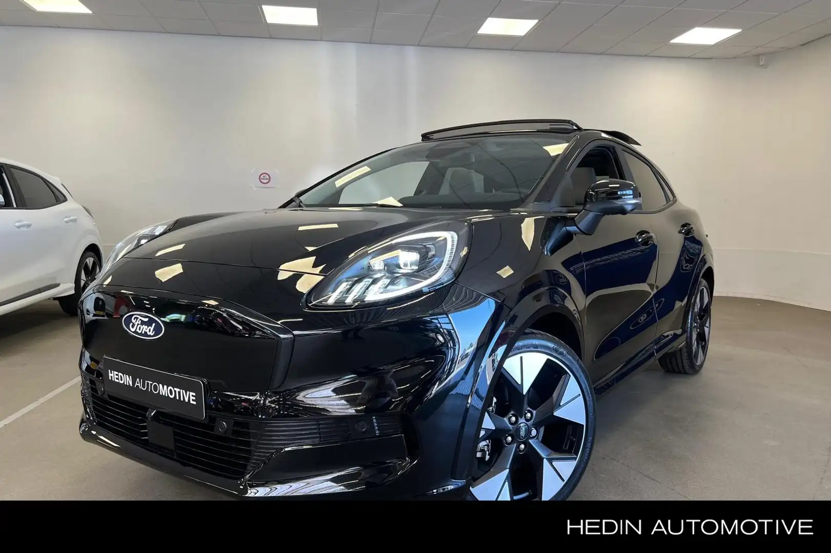 Ford Puma Gen-E Premium 44 kWh | €3.000,- voordeel | Voorraa Zwart - 1