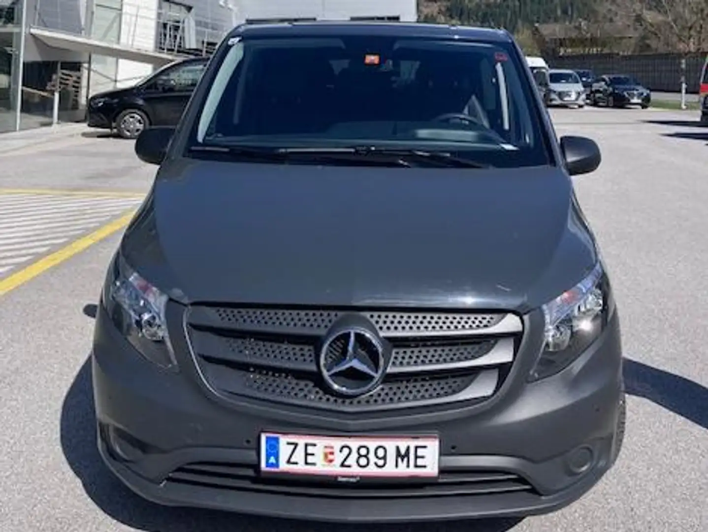 Mercedes-Benz Vito Vito VS 20 Tourer 114 CDI Schwarz - 1