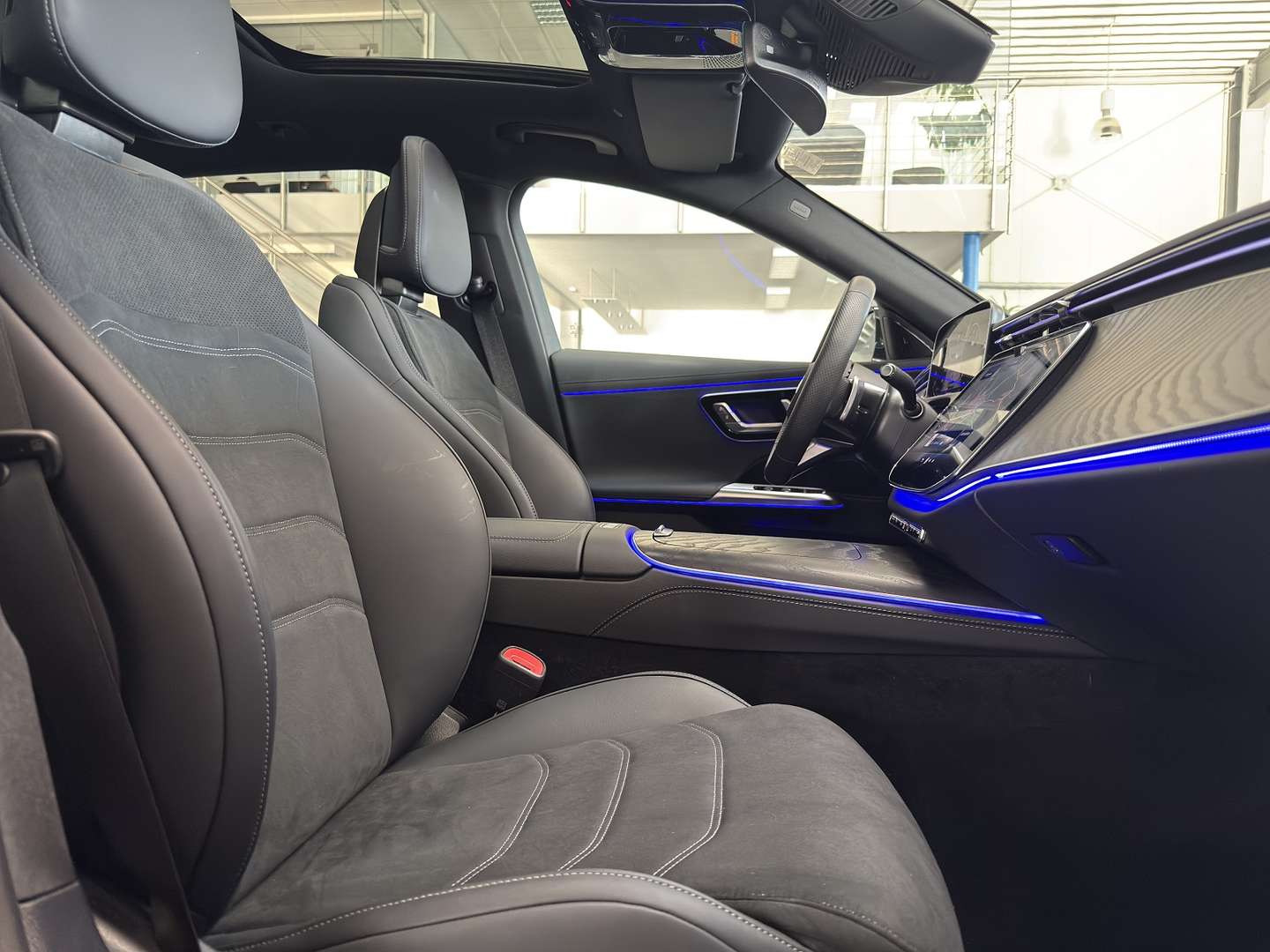 Mercedes Classe E 200 AMG Line -  - Joinsteer - #5