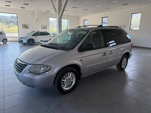 Chrysler Voyager IV 2004 2.8 crd LX "Automatico" 7 posti