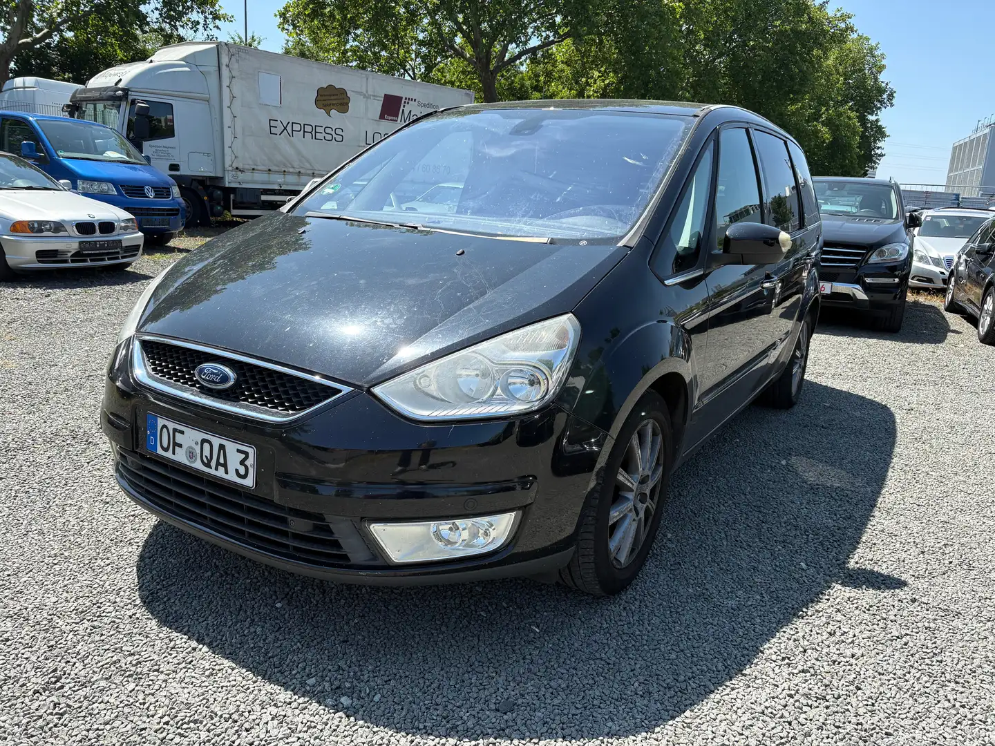 Ford Galaxy Ghia 7 Sitzer Schwarz - 2