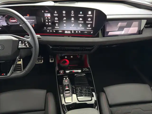 Audi E-Tron view 10