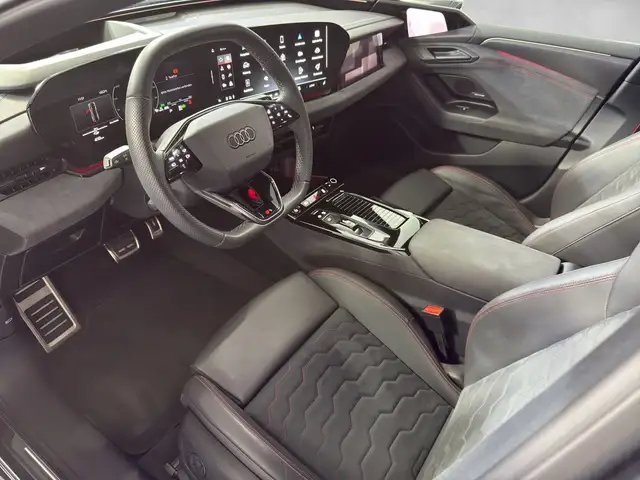 Audi E-Tron view 6