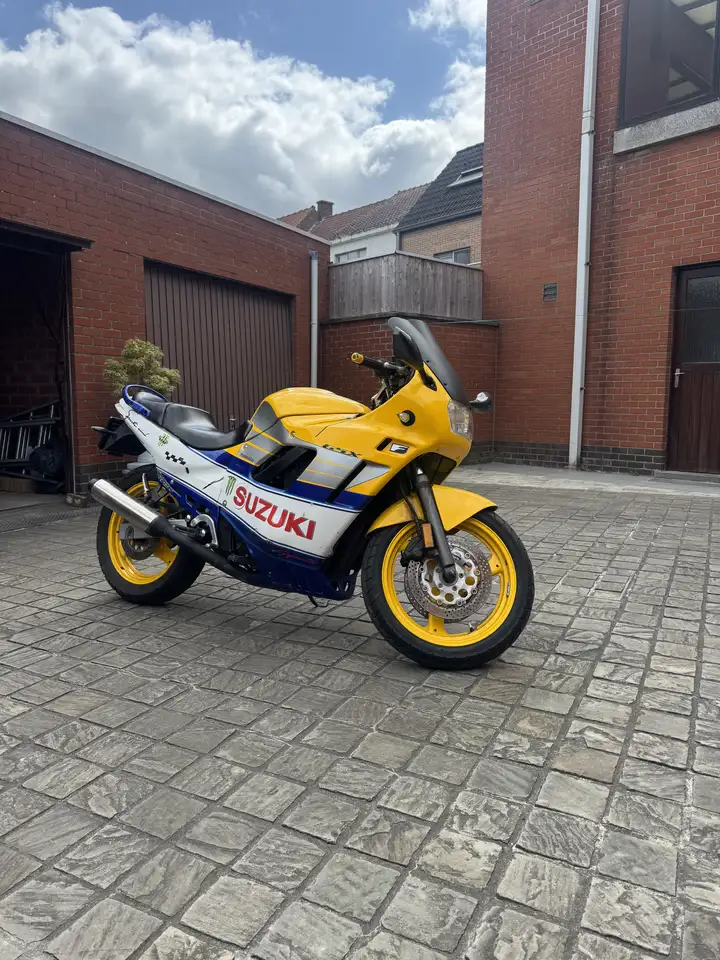 Suzuki GSX 600