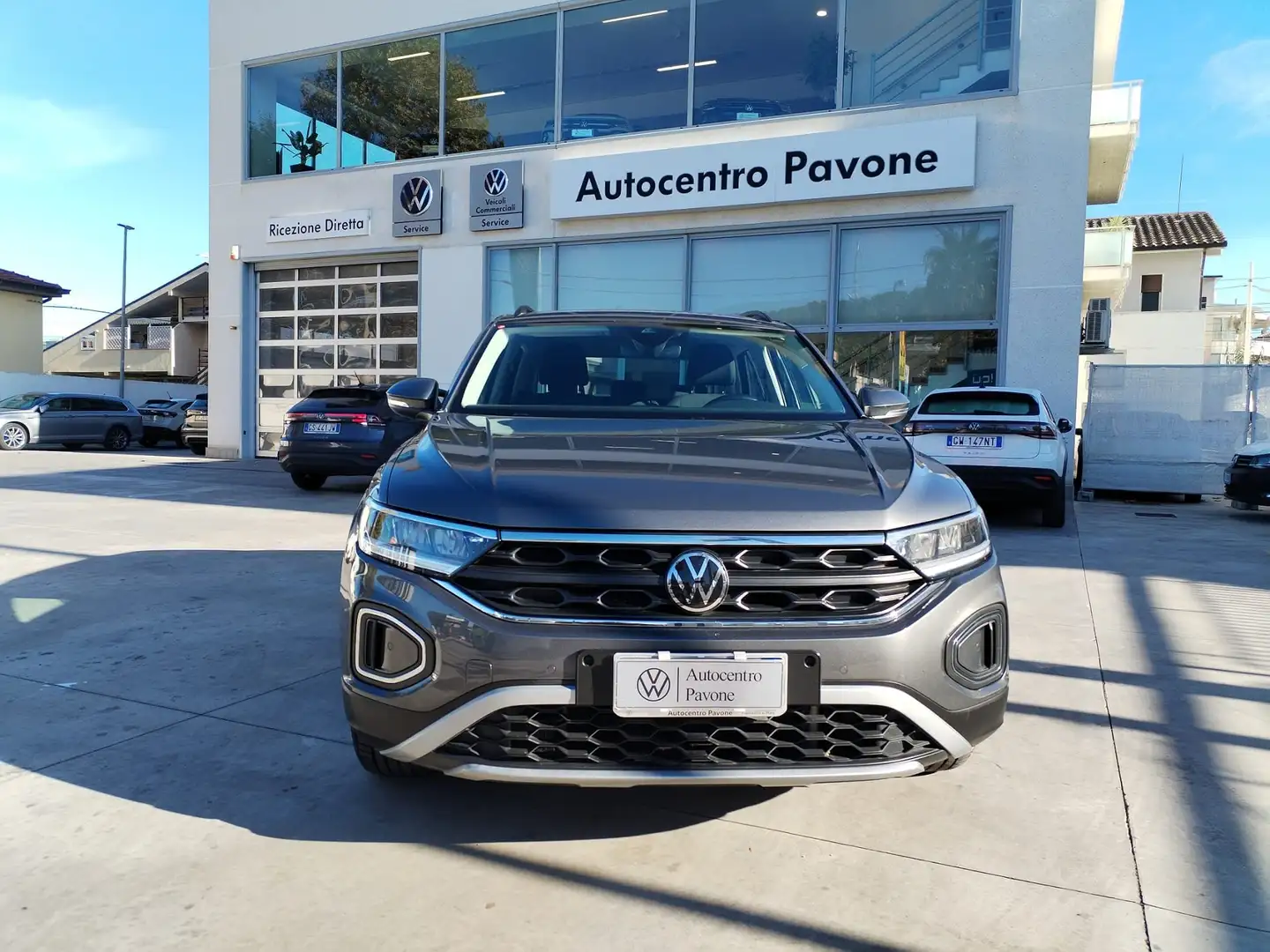 Volkswagen T-Roc 2.0 tdi Life 150cv dsg -Led-IQ Drive-Tech Pack- Grigio - 2