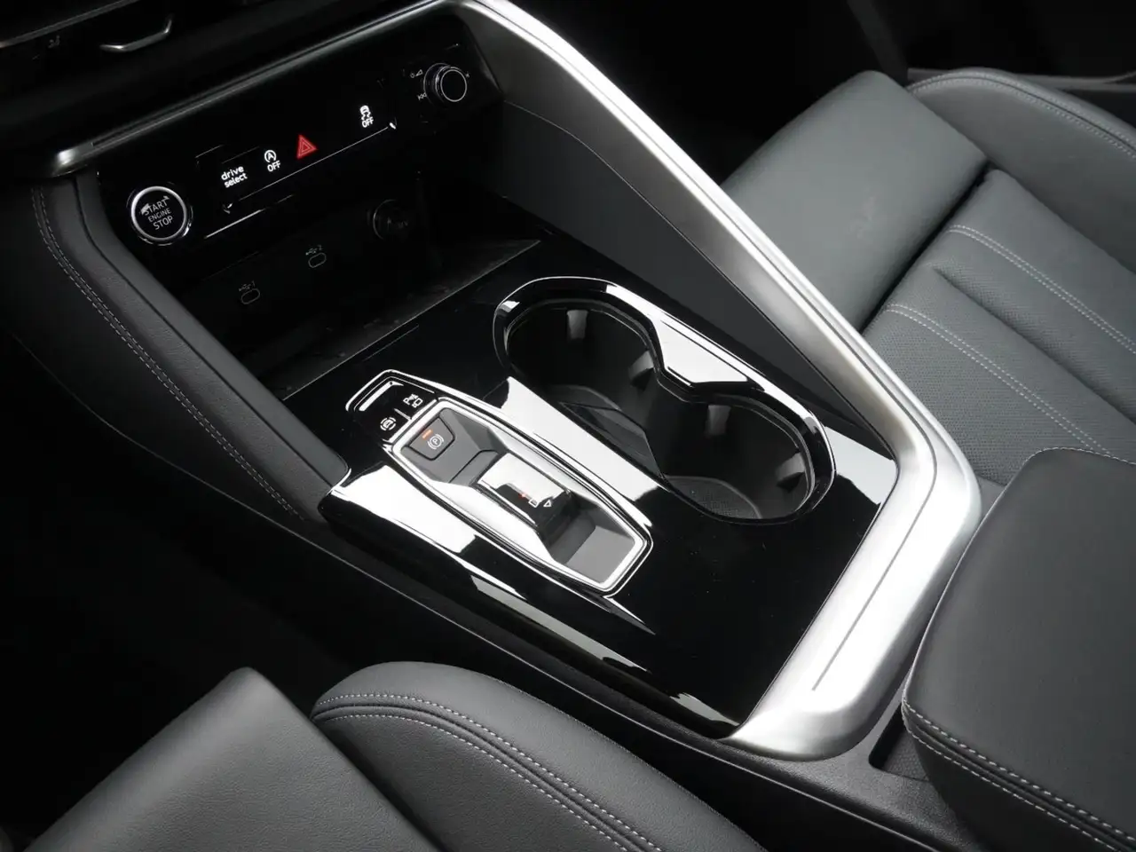 Audi Q5 photo Audi Q5