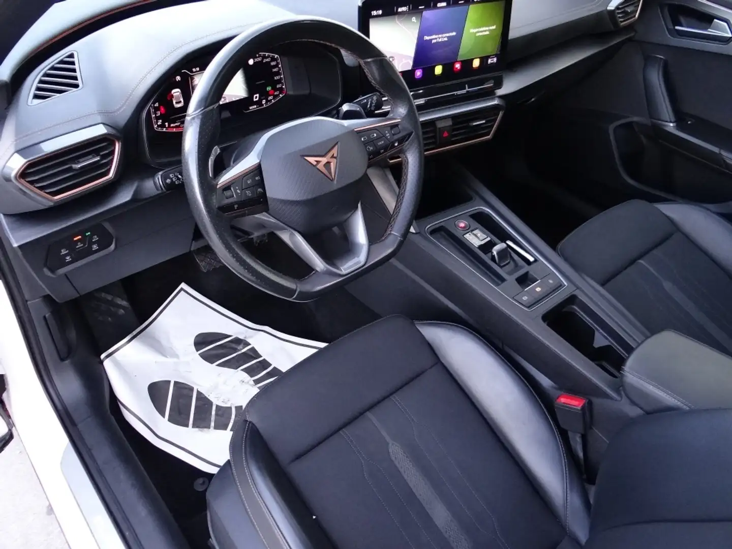 CUPRA Formentor 1.5 TSI 150 DSG Weiß - 2