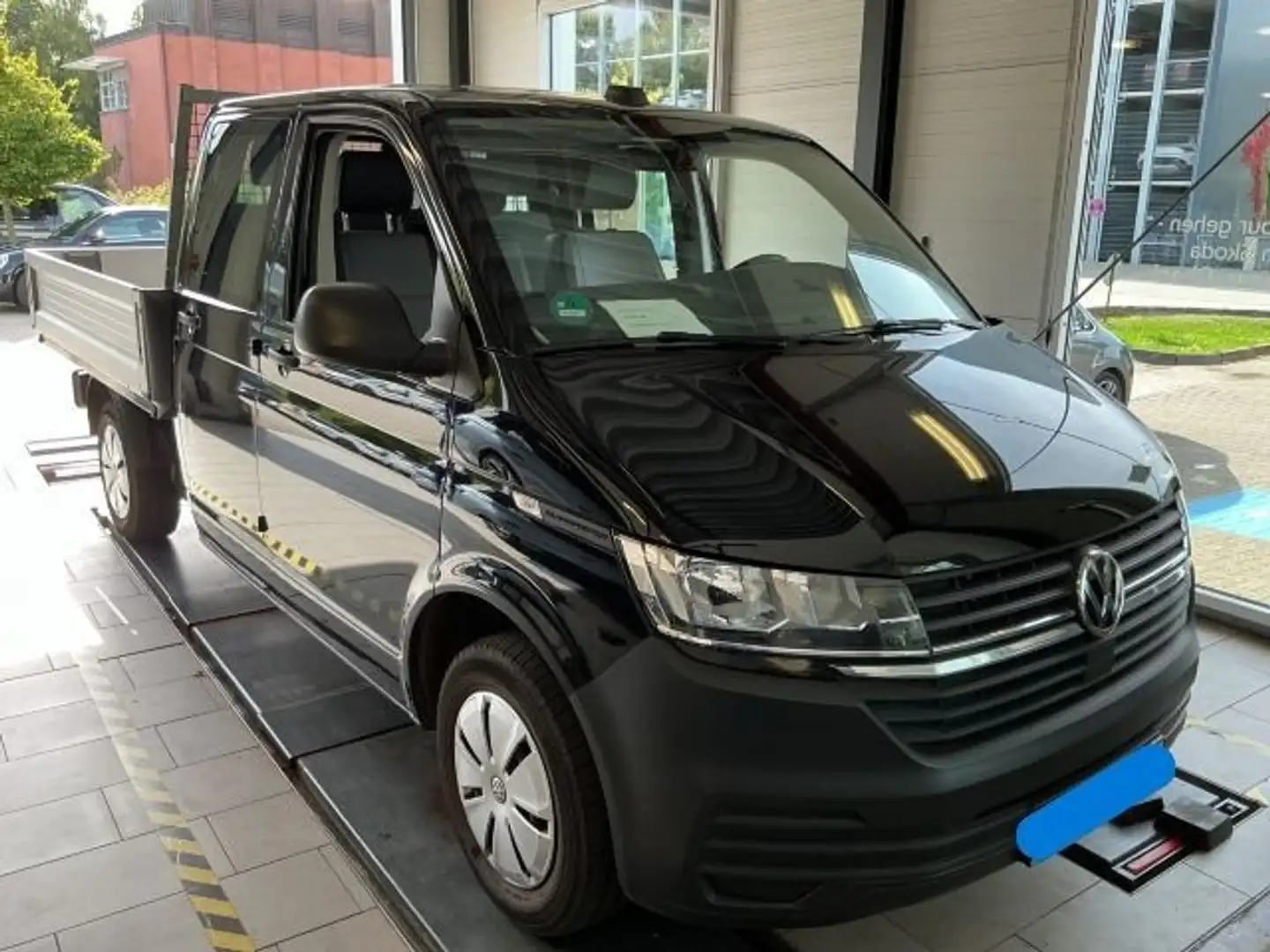 Volkswagen 2.0 TDI Pritsche DOKA  AHK Navi Schwarz - 2