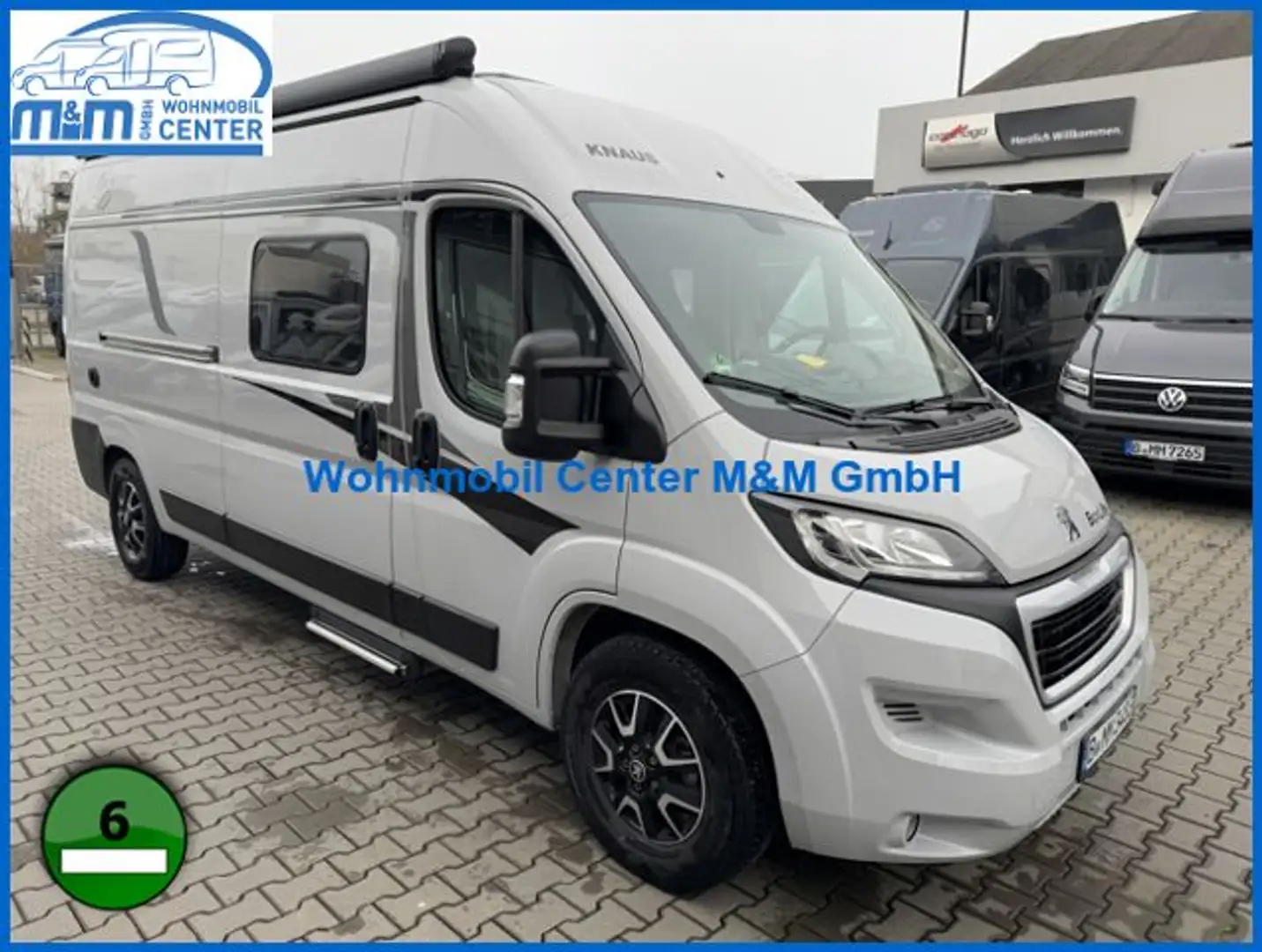 Knaus BoxLife 600 MQ Peugeot 165PS Grijs - 1