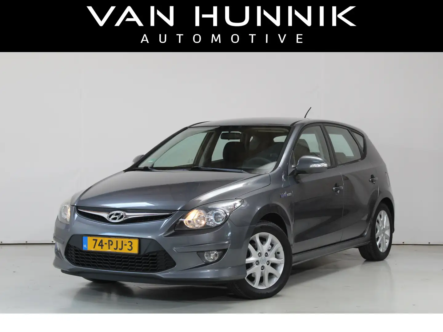 Hyundai i30 1.6i i-Motion Business Airco | Cruise | 100% onder Grey - 1