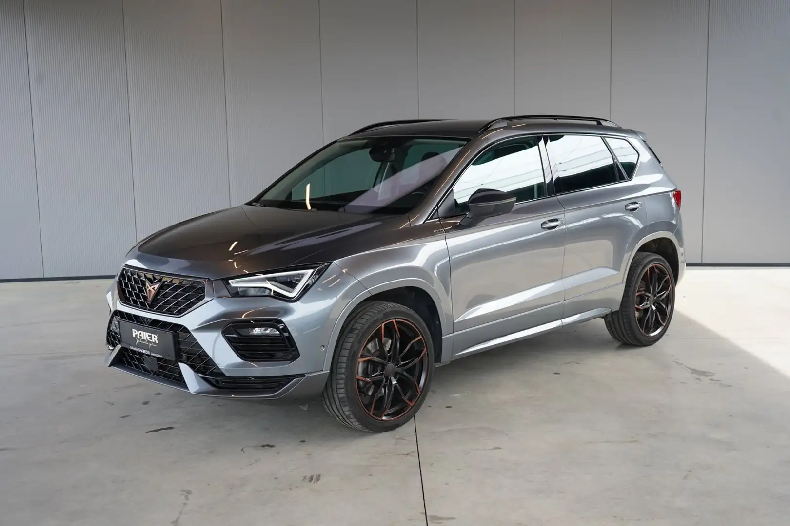 CUPRA Ateca Alpha 1.5 TSI DSG 150 Grau - 2