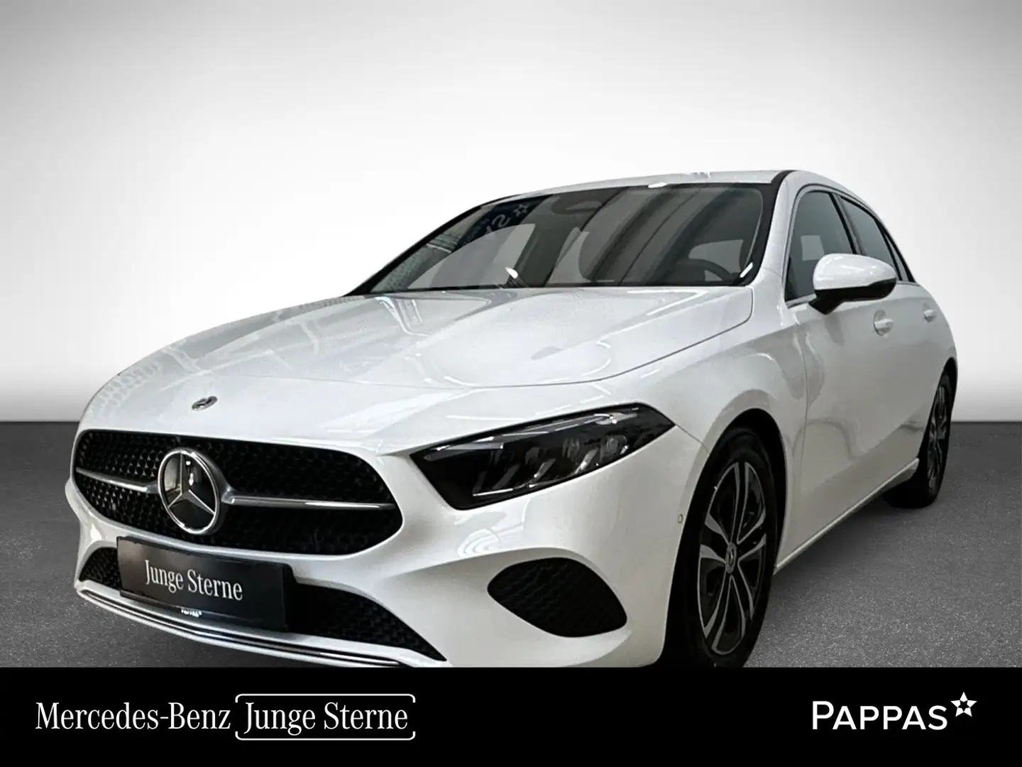 Mercedes-Benz A 180 d Kompaktlimousine Österreich-Edition Cam Weiß - 1