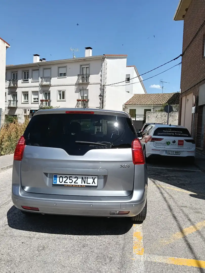 Peugeot 5008 1.6 THP Allure 155 - 2