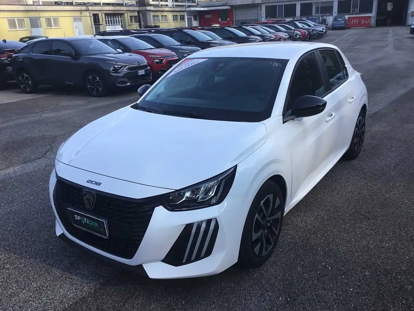 Peugeot 208 Style 1.2 PureTech 75 cv - Km Zero Wit - 2