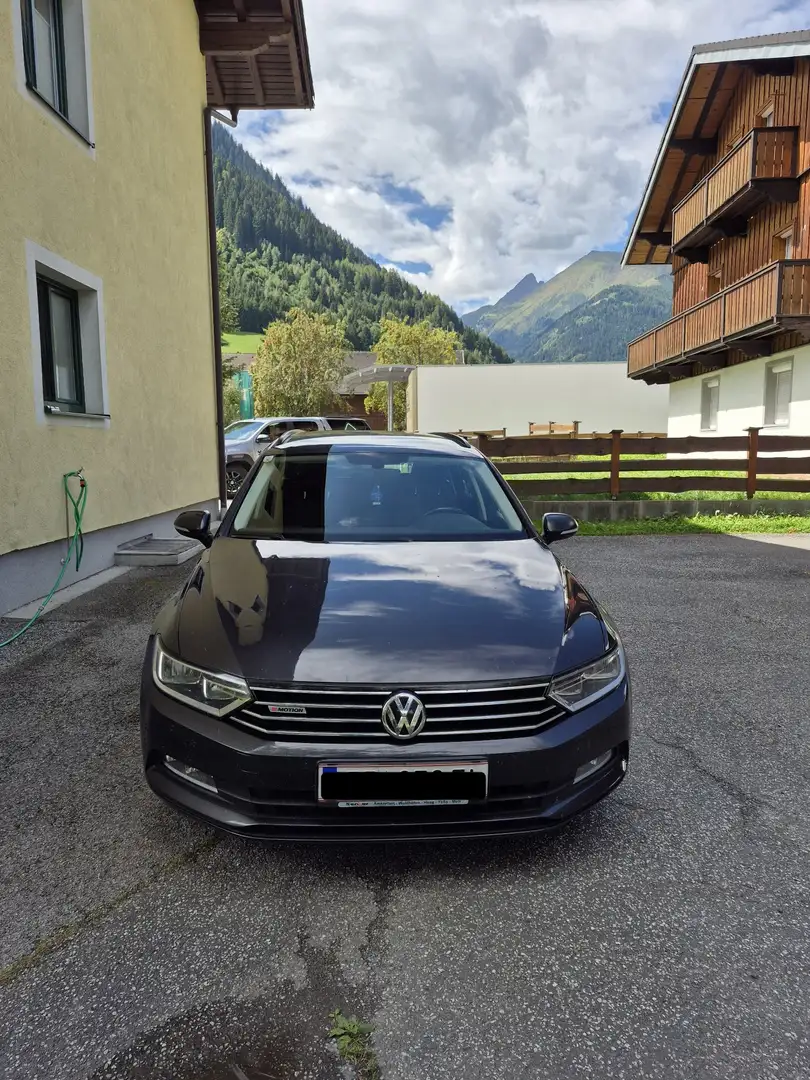 Volkswagen Passat Variant Comfort Line Grau - 1