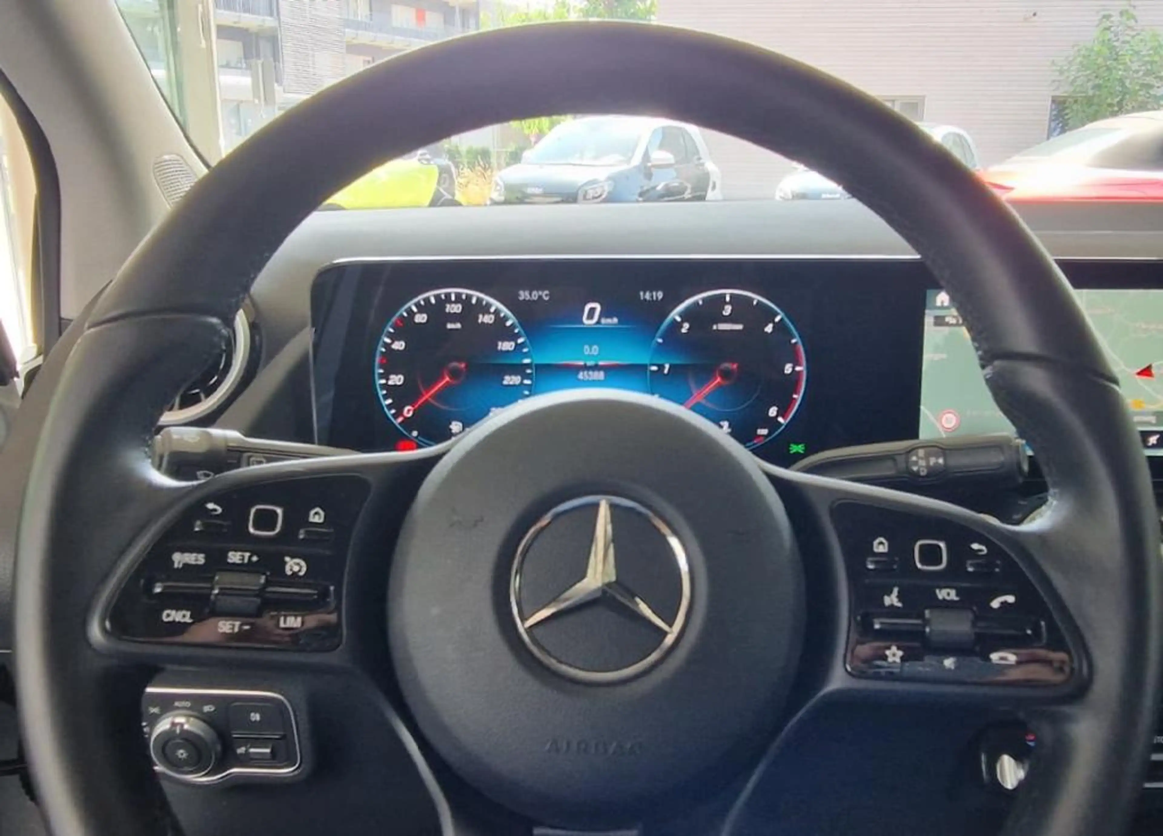 Mercedes-Benz B 220 d Style MBUX dunkleScheiben Kamera LED — photo 14