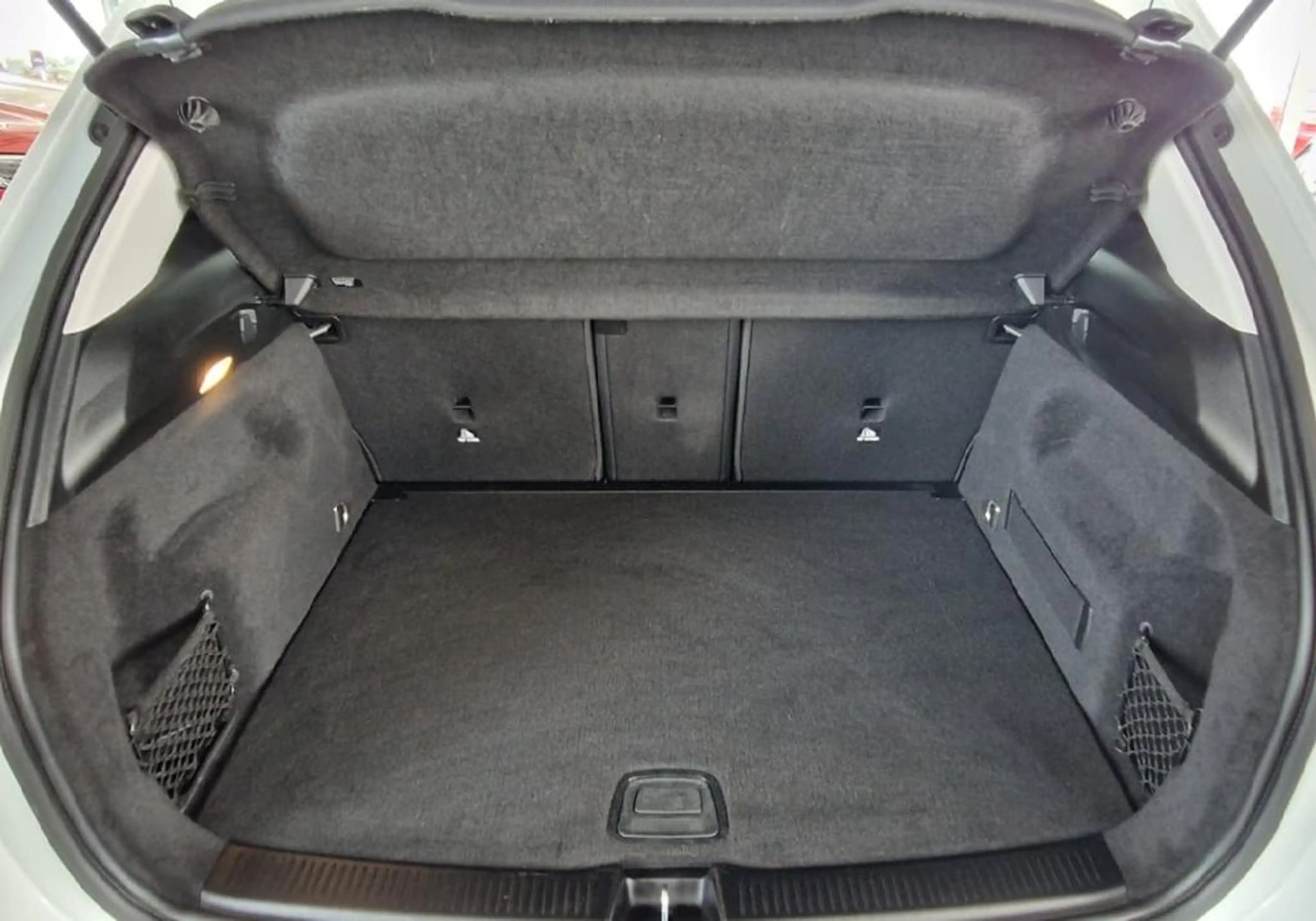 Mercedes-Benz B 220 d Style MBUX dunkleScheiben Kamera LED — photo 13