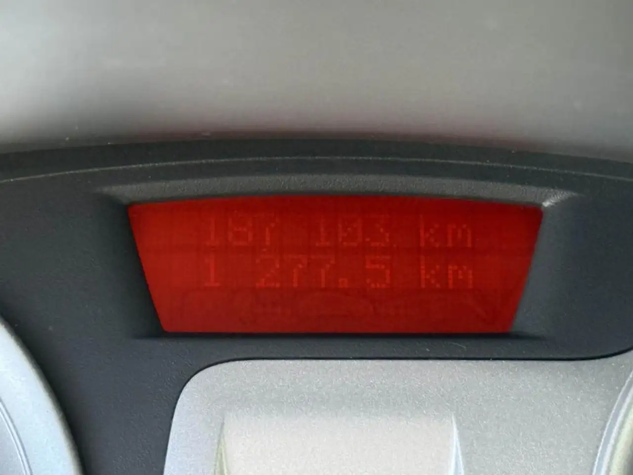 Renault Clio Citadine 5 portes — photo 20
