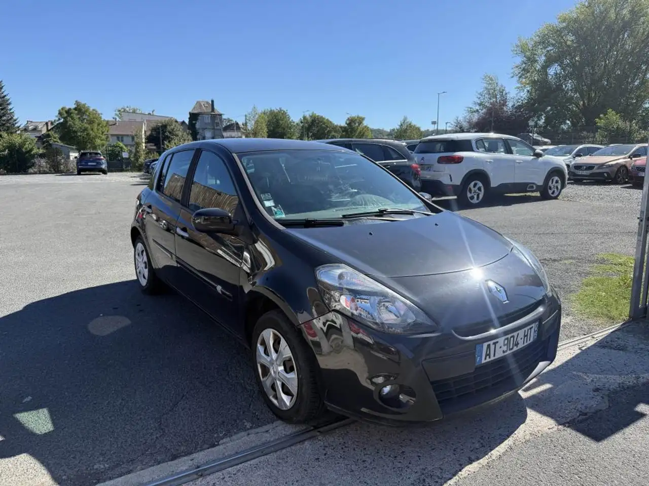 Renault Clio Citadine 5 portes — photo 9