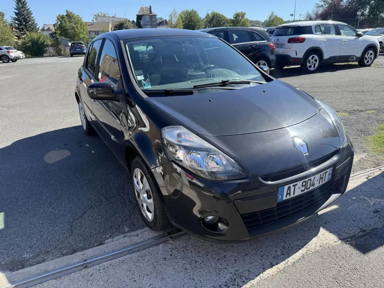 Renault Clio Citadine 5 portes — photo 22