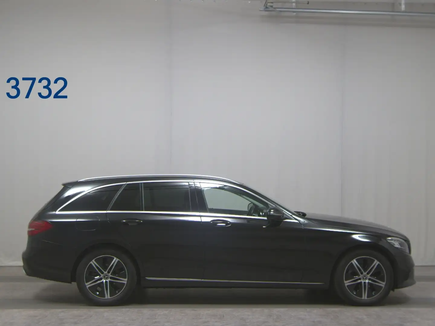 Mercedes-Benz C 180 T  Avantgarde COMAND LED RFK SHZ Schwarz - 1