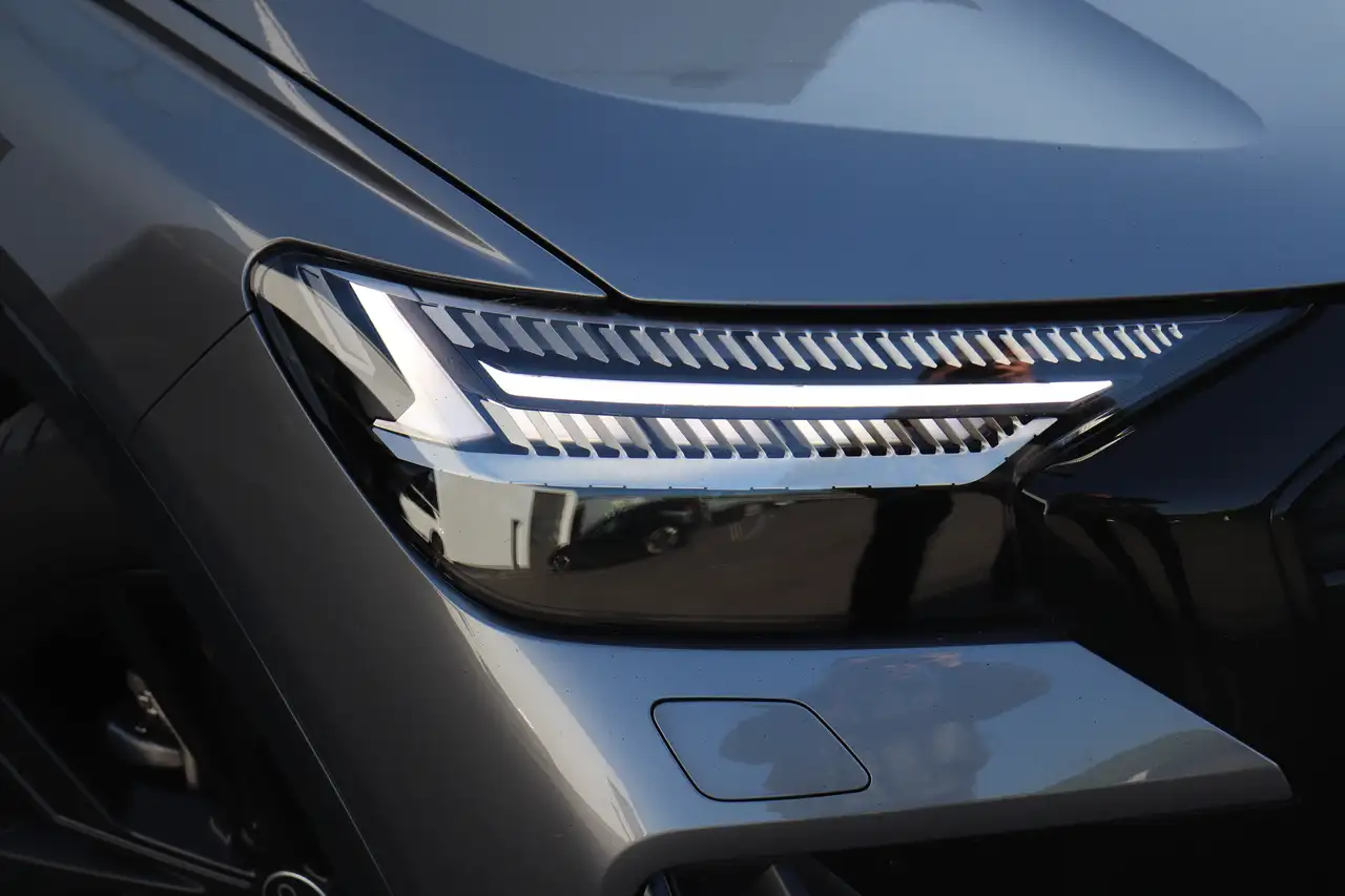 Audi Q4 e-tron Sportback 45 S-line - SONOS/Shadow+/HUD/BlindSpot/360/SOH=99% 4