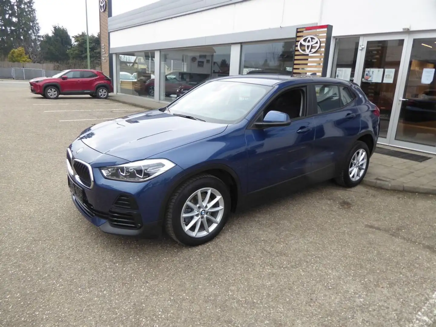 BMW X2 sDrive 18d Aut. *LED*KAMERA* Blau - 2