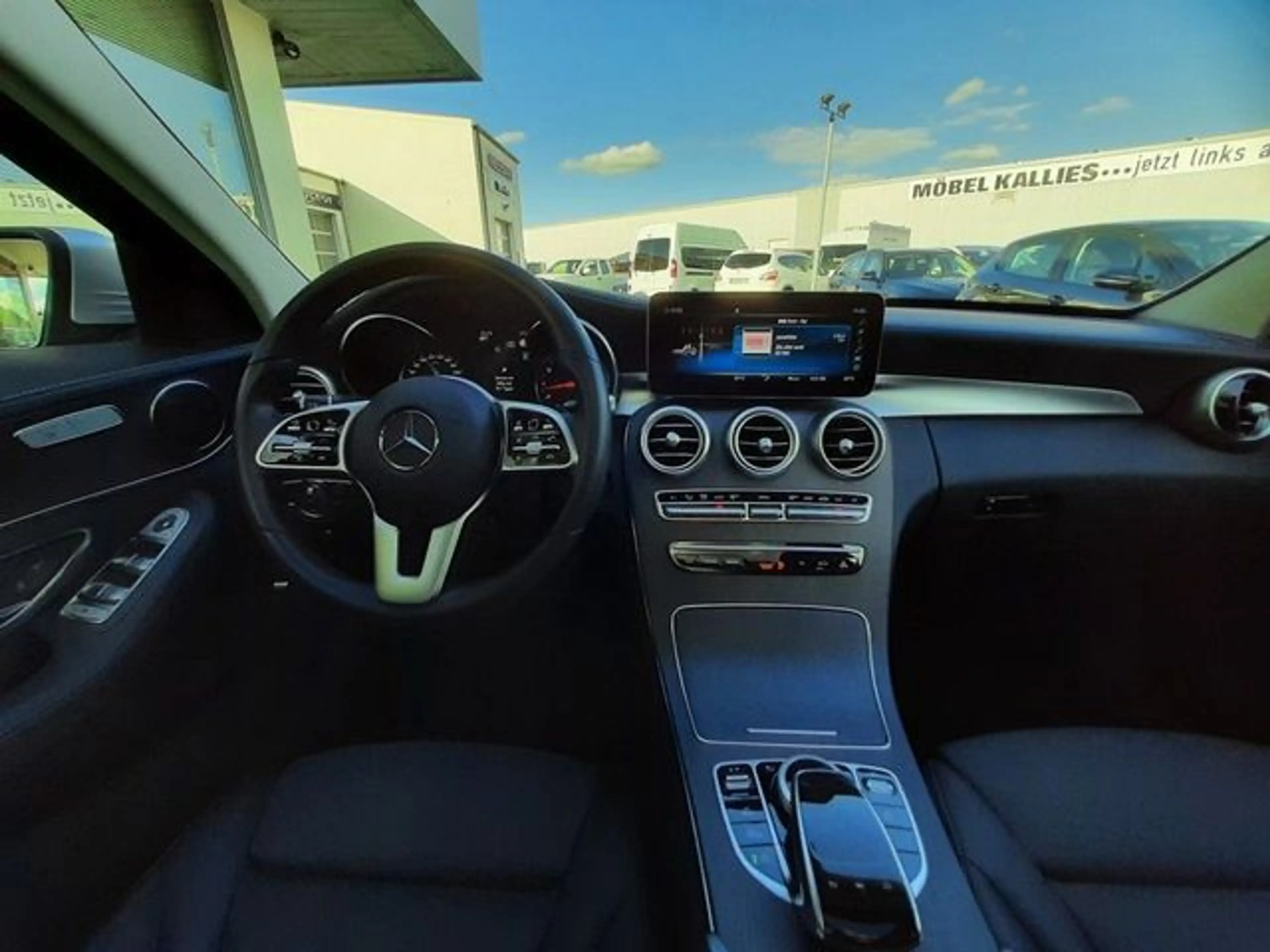 Mercedes-Benz C 400 4Matic 9G-TRONIC AMG Line.NAVI.Kamera.LED — photo 11
