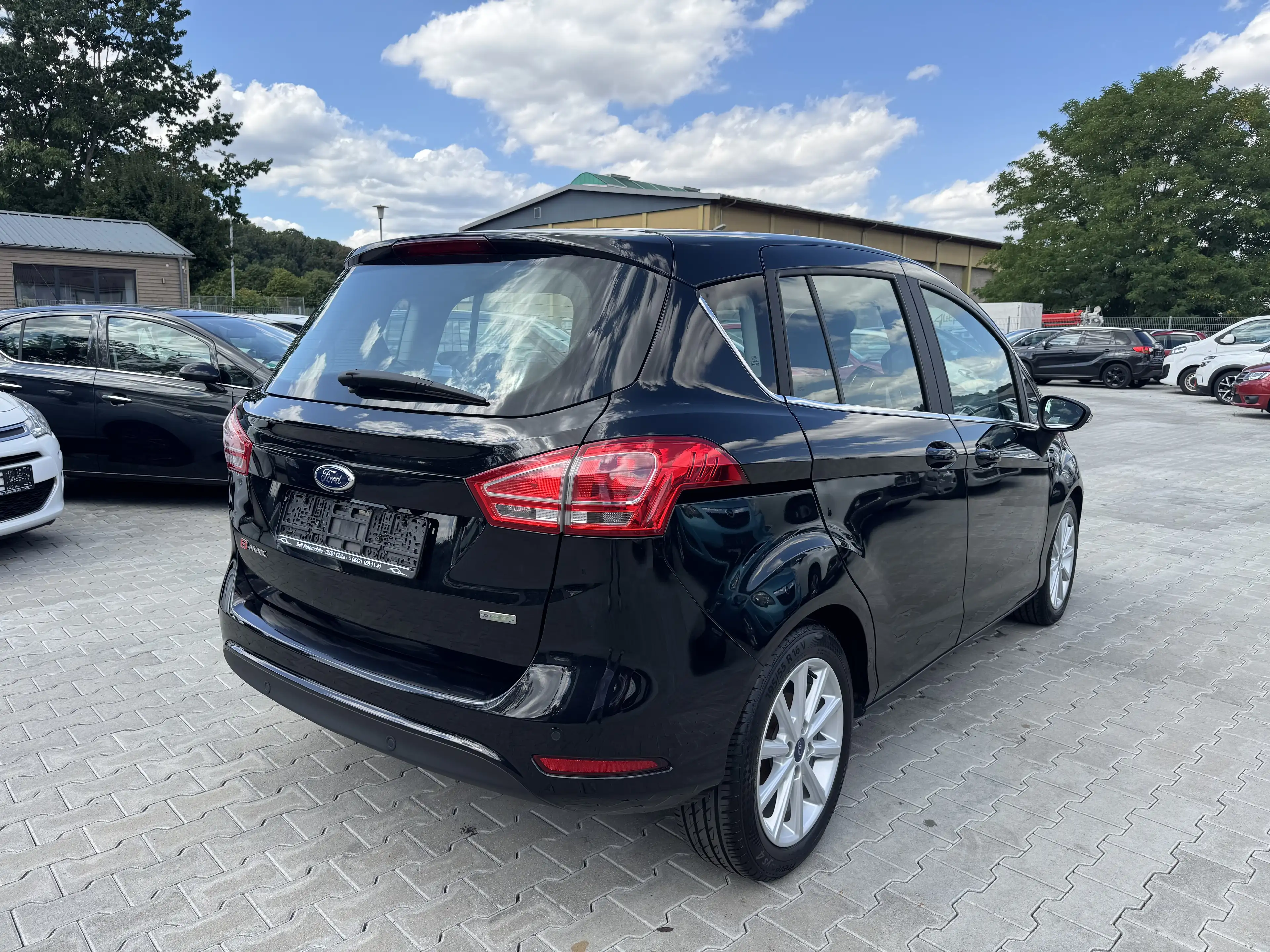 Ford B-Max Titanium 1,0 74 kW / Navi / Kamera — photo 3