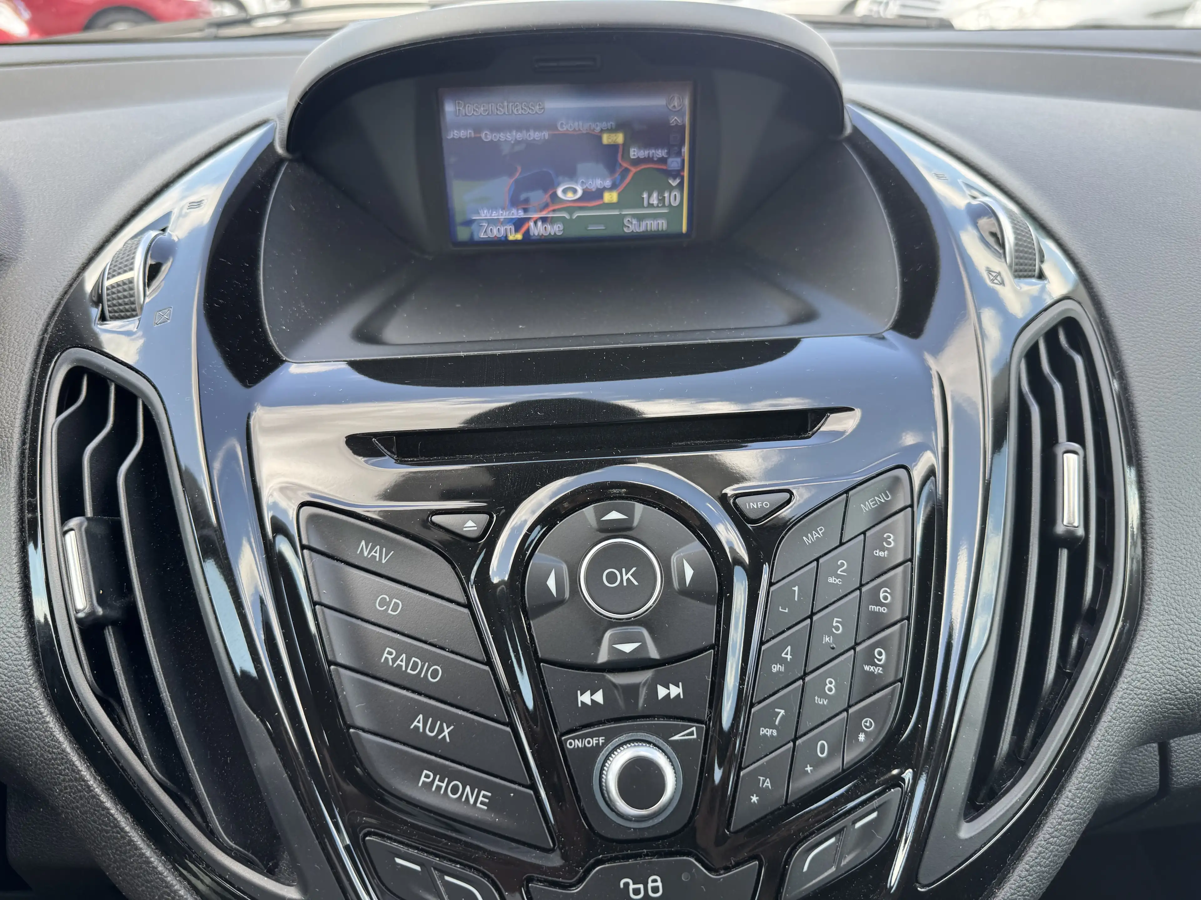 Ford B-Max Titanium 1,0 74 kW / Navi / Kamera — photo 8
