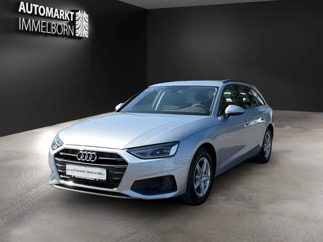 Audi A4 view 3