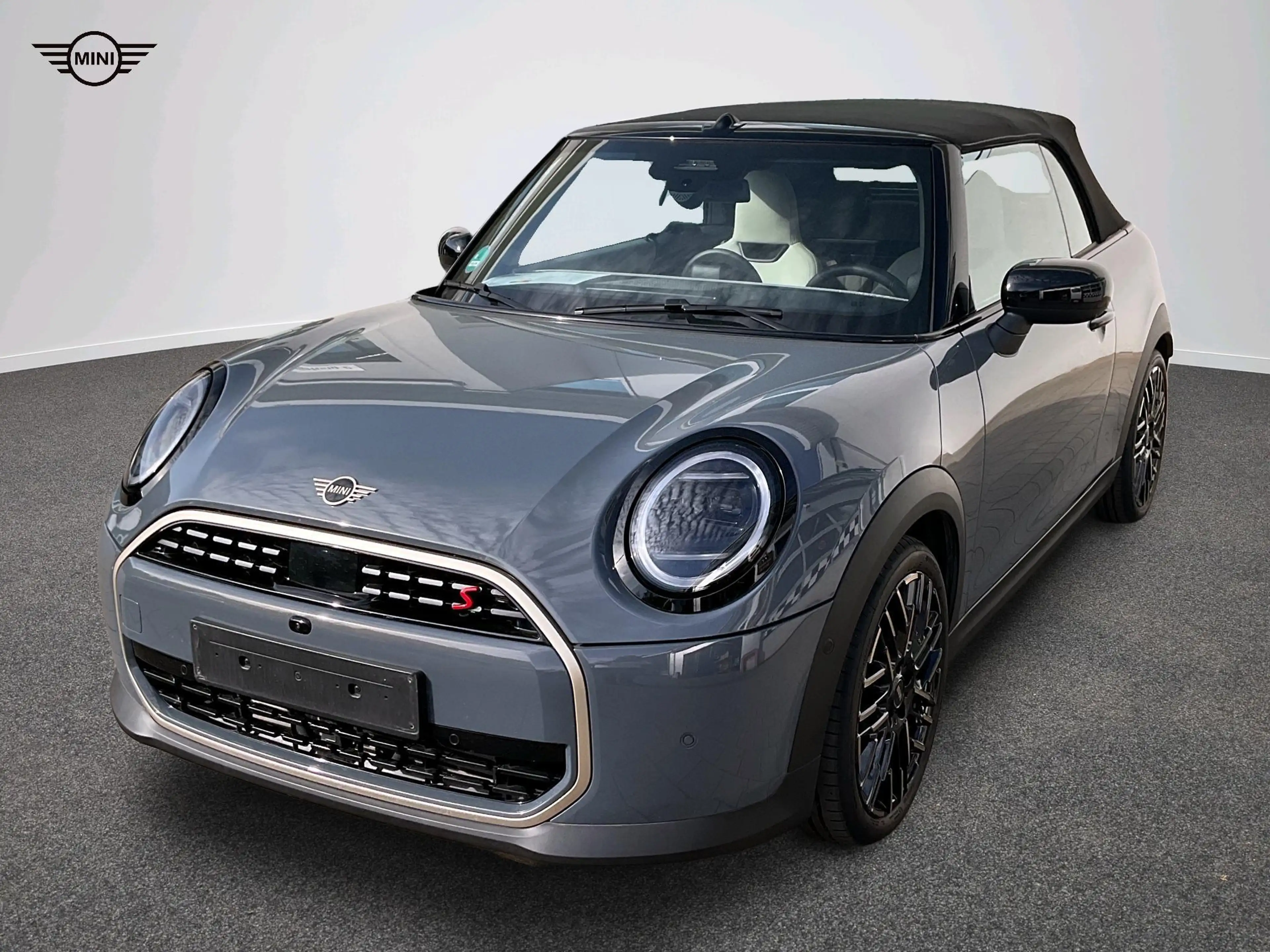 MINI Cooper S Cabrio Favoured Trim