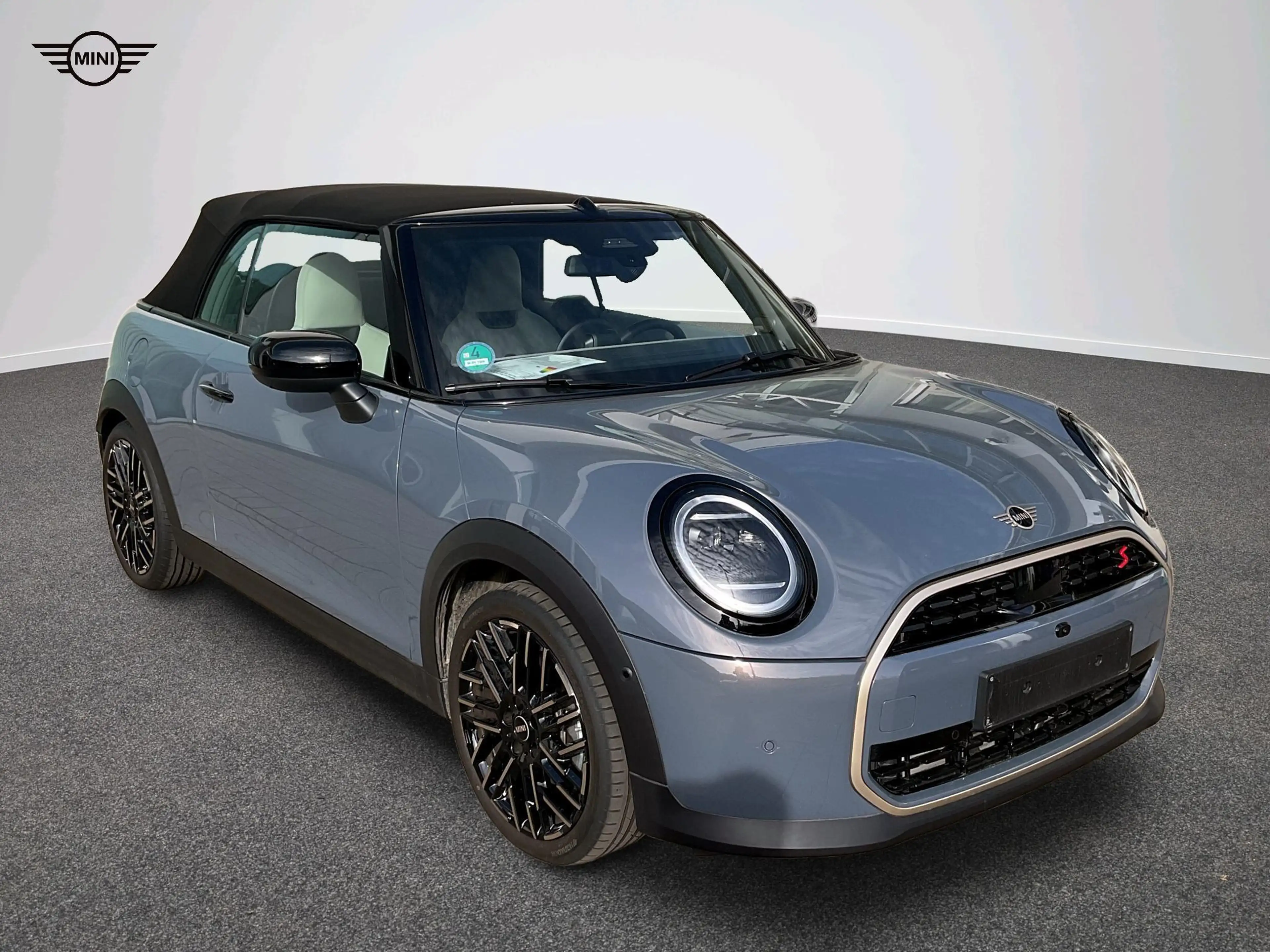 MINI Cooper S Cabrio Favoured Trim — photo 13