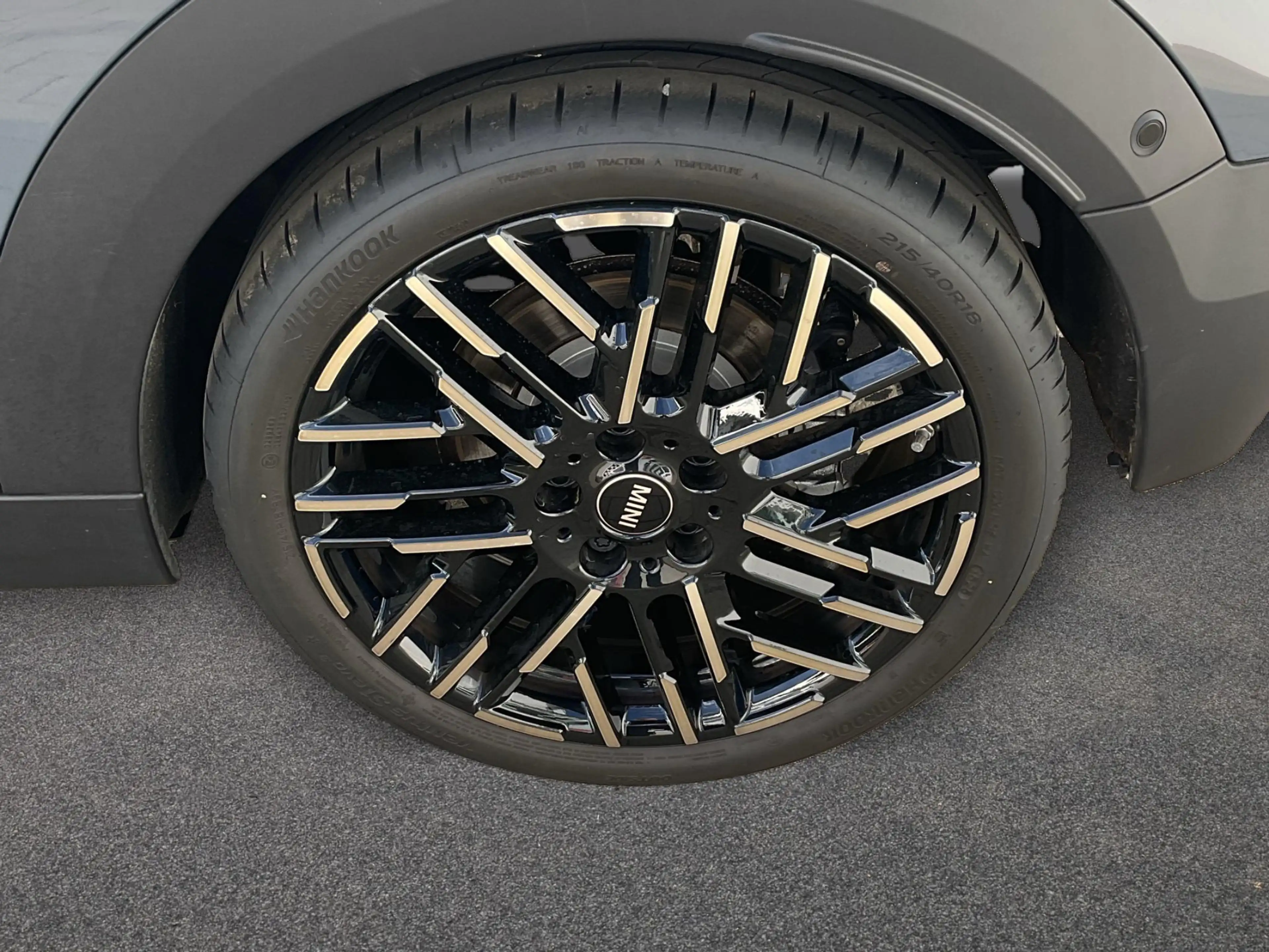 MINI Cooper S Cabrio Favoured Trim — photo 8