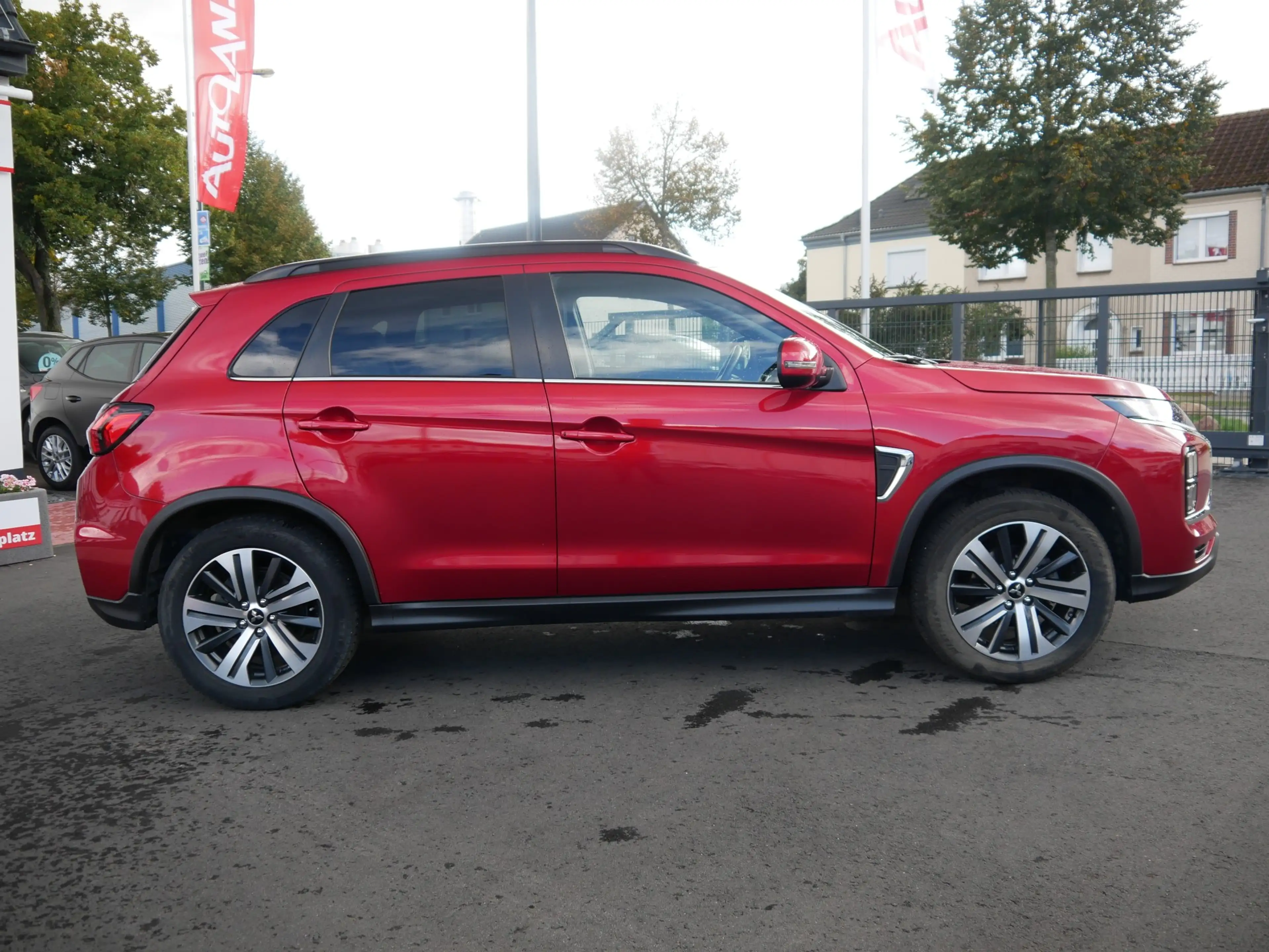 Mitsubishi ASX 2.0 MIVEC Basis 2WD Totwinkel Alcantara AHK — photo 6