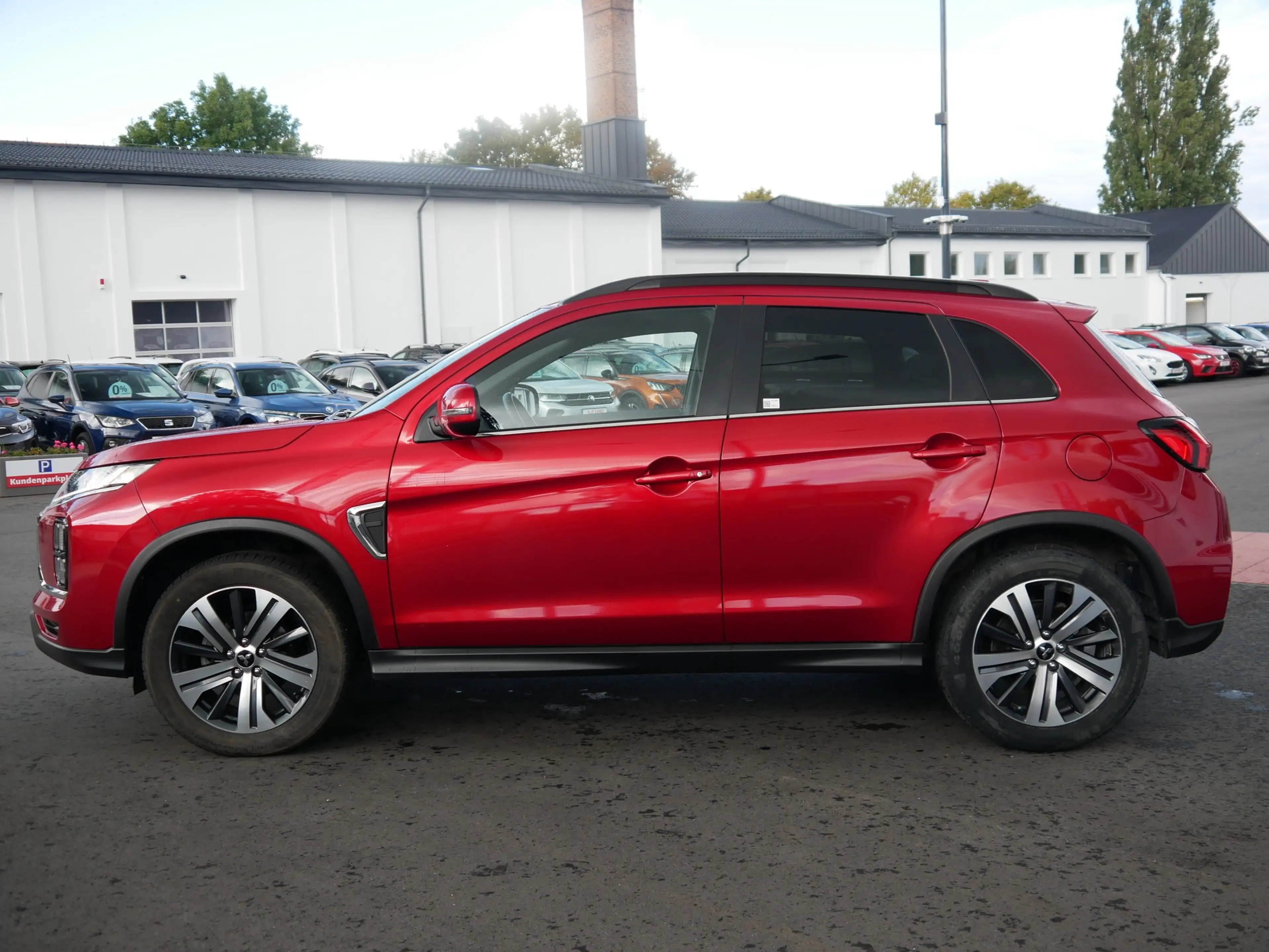 Mitsubishi ASX 2.0 MIVEC Basis 2WD Totwinkel Alcantara AHK — photo 2