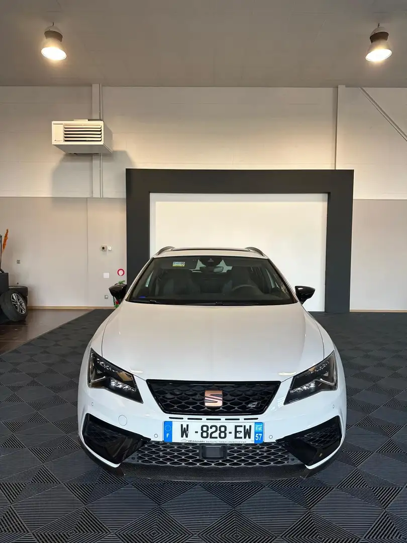 SEAT Leon Leon Sportourer ST 2.0 TSI 300 DSG7 4Drive Cupra R - 1