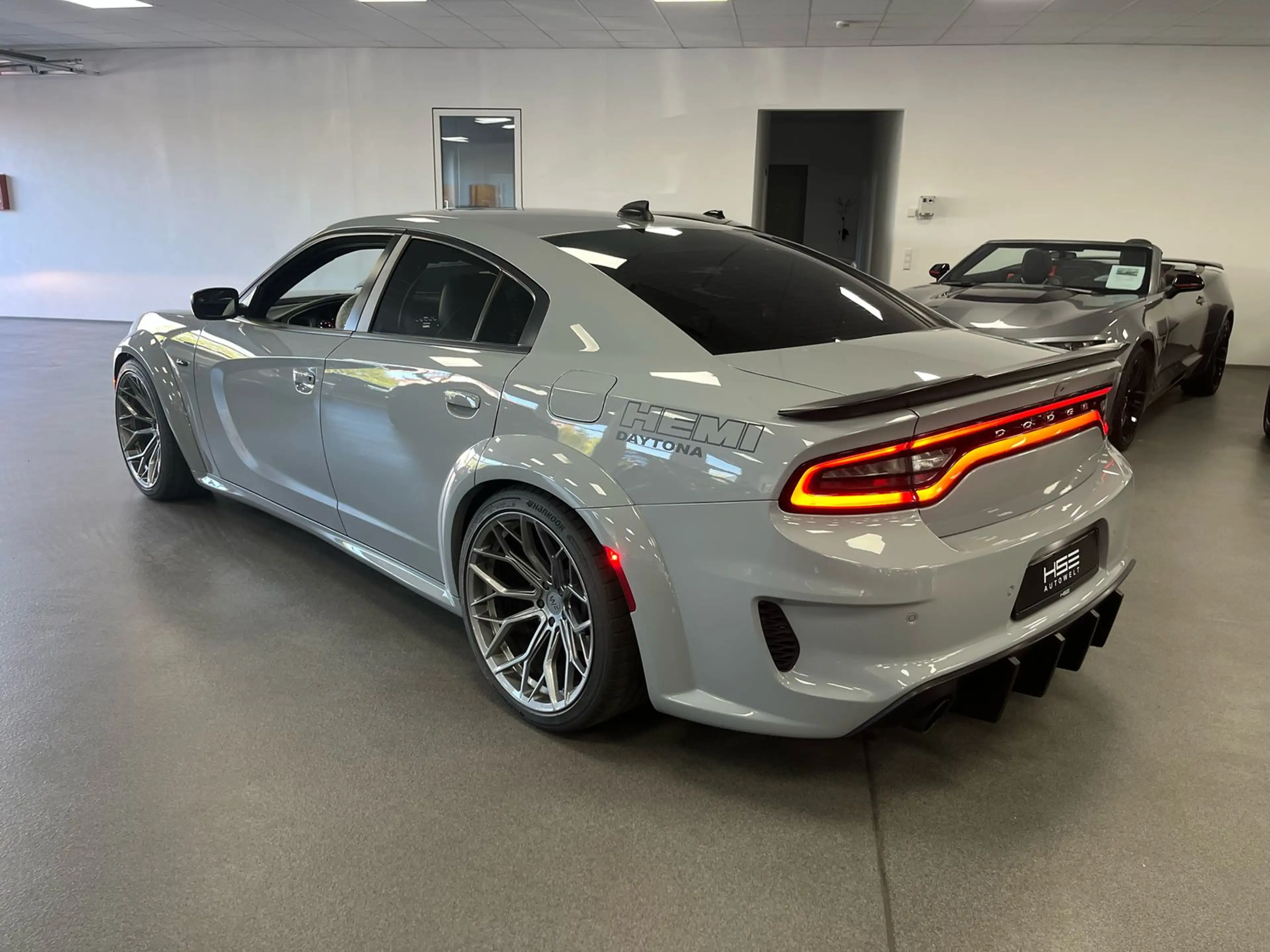 Dodge Charger RT 5,7l /WIDEBODY/ Wheelforce Felgen + KW Gewinde — photo 7