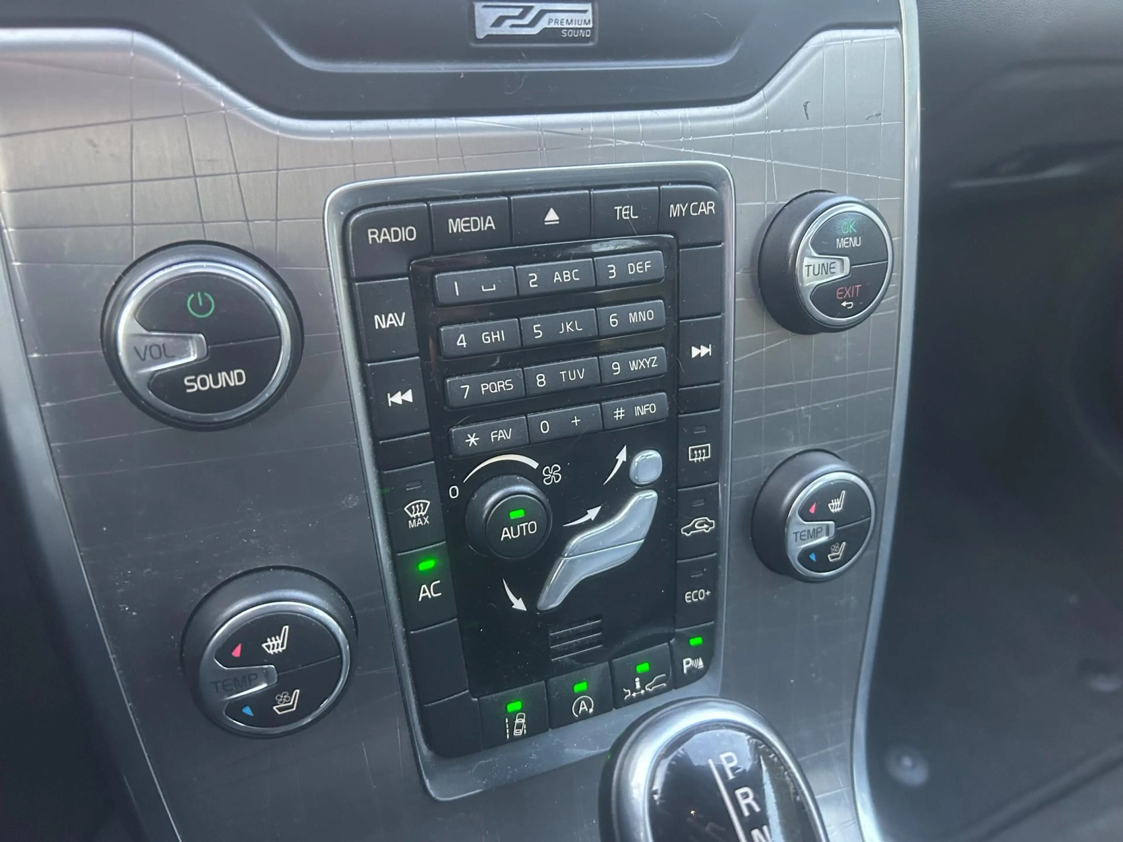 Volvo XC70 2.0 D4 FWD Summum — photo 11