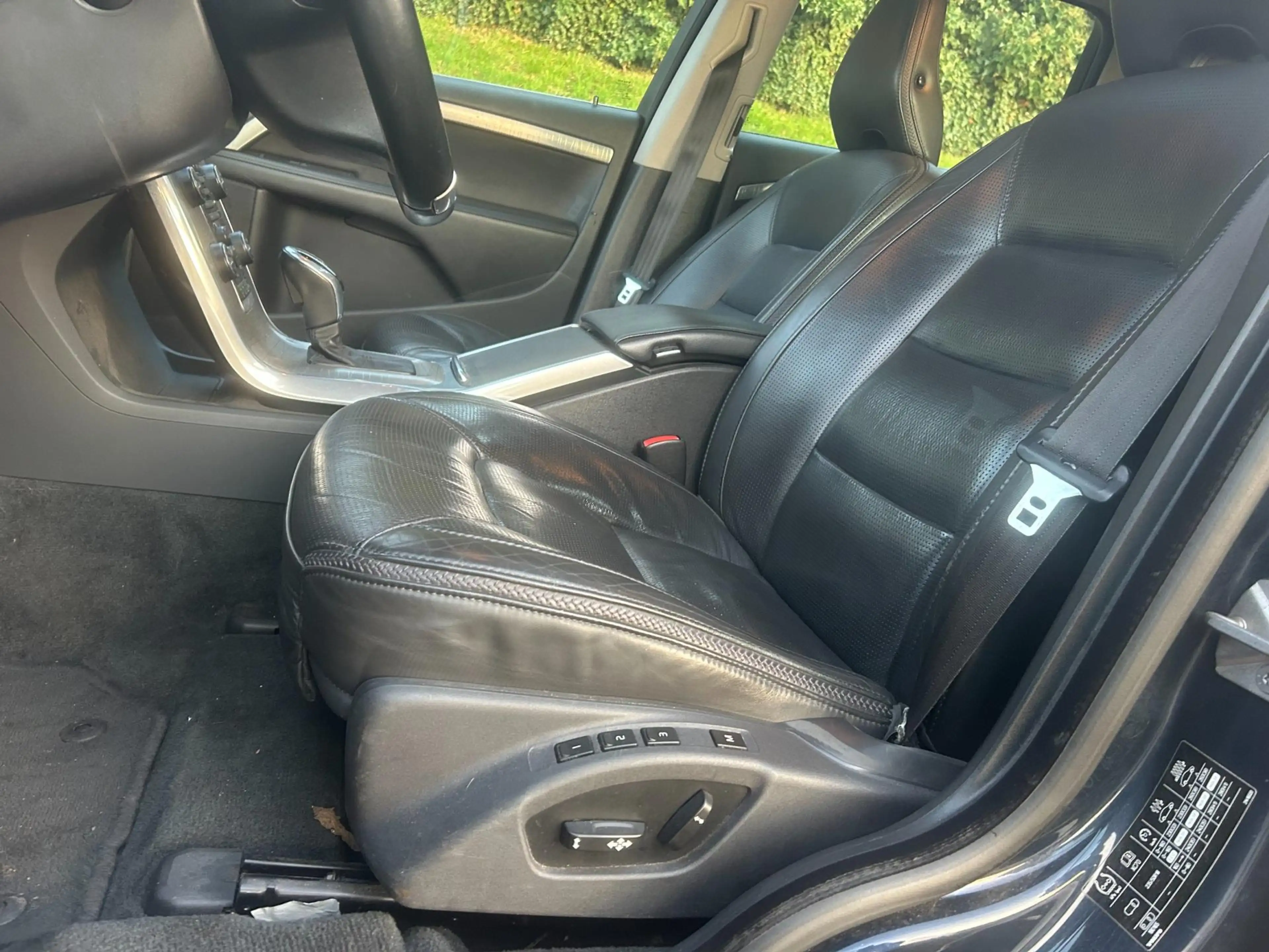 Volvo XC70 2.0 D4 FWD Summum — photo 9
