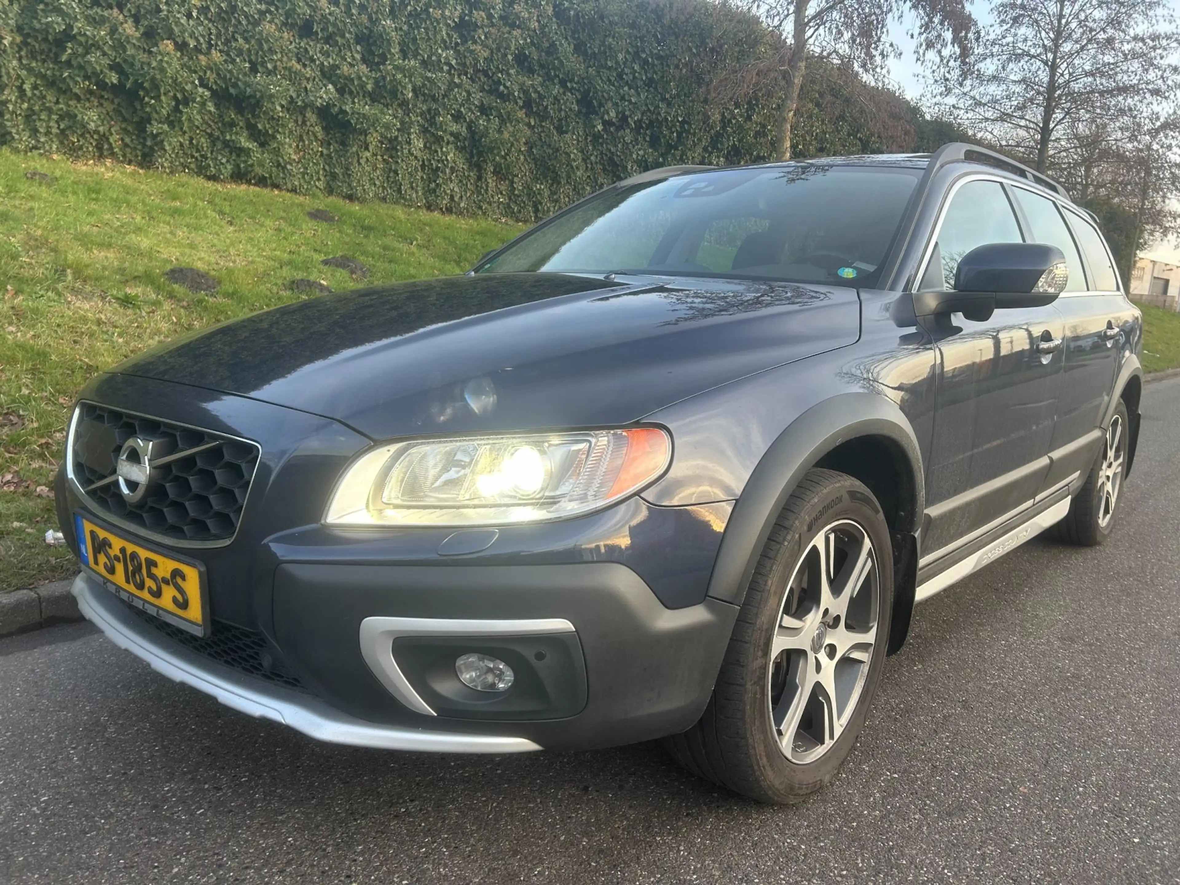 Volvo XC70 2.0 D4 FWD Summum — photo 4