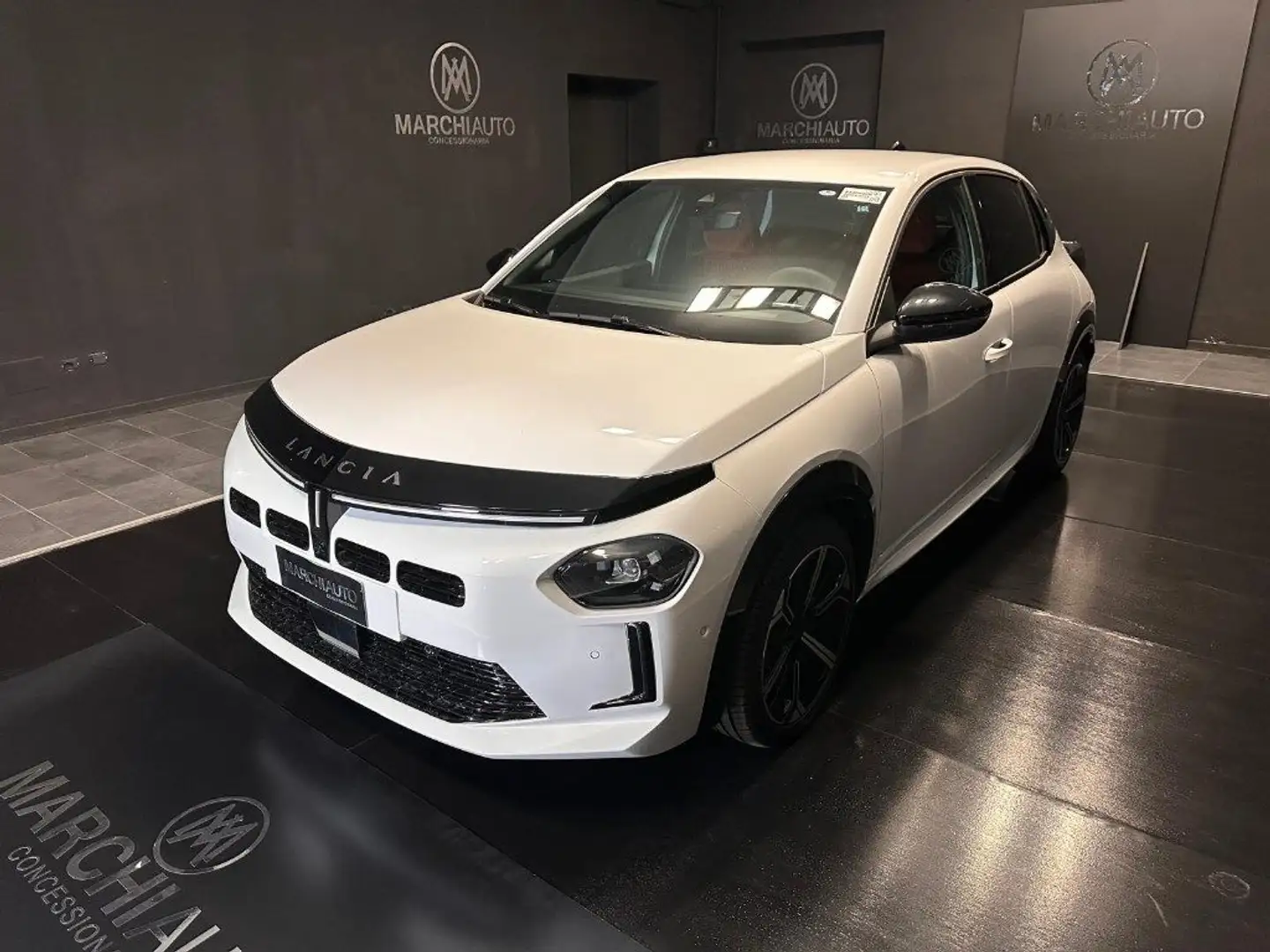 Lancia Ypsilon Hybrid e-DCT LX Bianco - 1