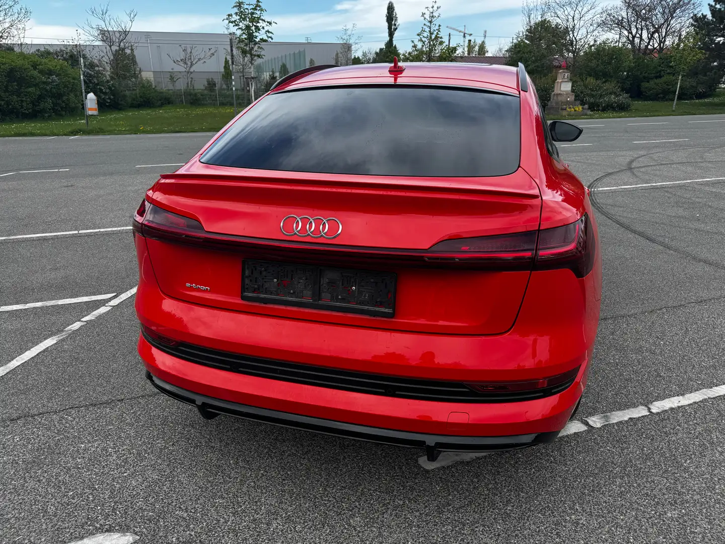 Audi e-tron e-tron SB 55 quattro 95kWh S-line S-line Orange - 2