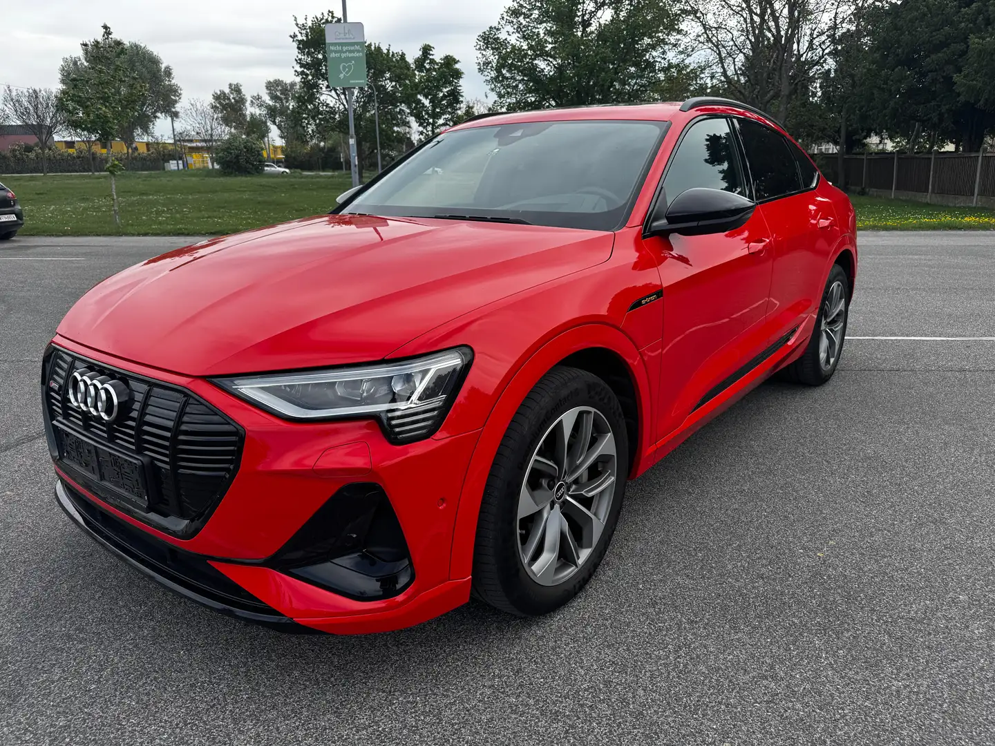 Audi e-tron e-tron SB 55 quattro 95kWh S-line S-line Orange - 1