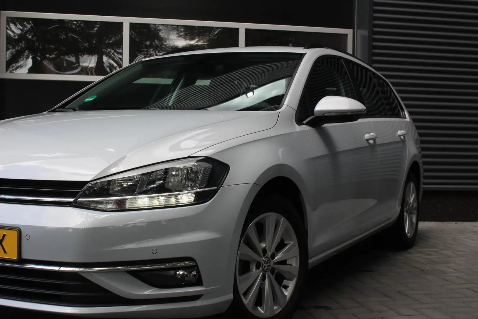 Volkswagen Golf Variant 1.0 TSI Comfortline / Cruise / Apple Carplay / Cli Wit - 2