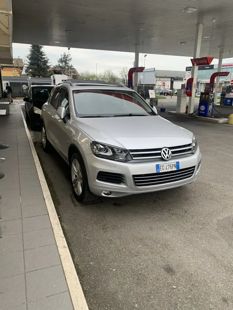 Volkswagen Touareg 3.0 V6 tdi Executive 245cv tiptronic - 1