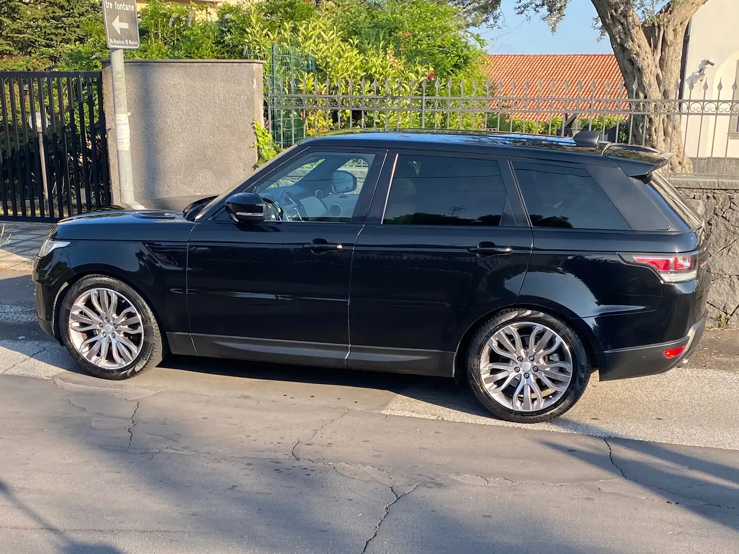 Land Rover Range Rover Sport Range Rover Sport 3.0 tdV6 HSE auto Nero - 1