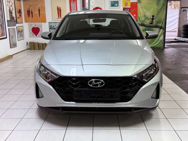 Hyundai i20 Select  1 Hand Garantie